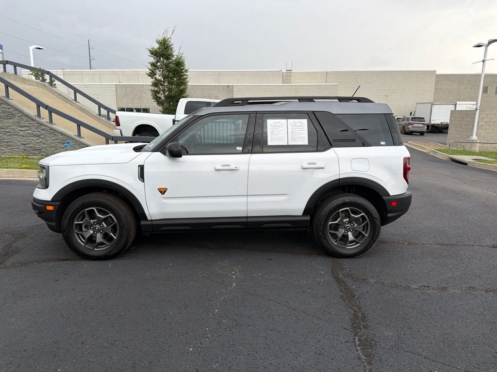Used 2021 White Ford Badlands image 4