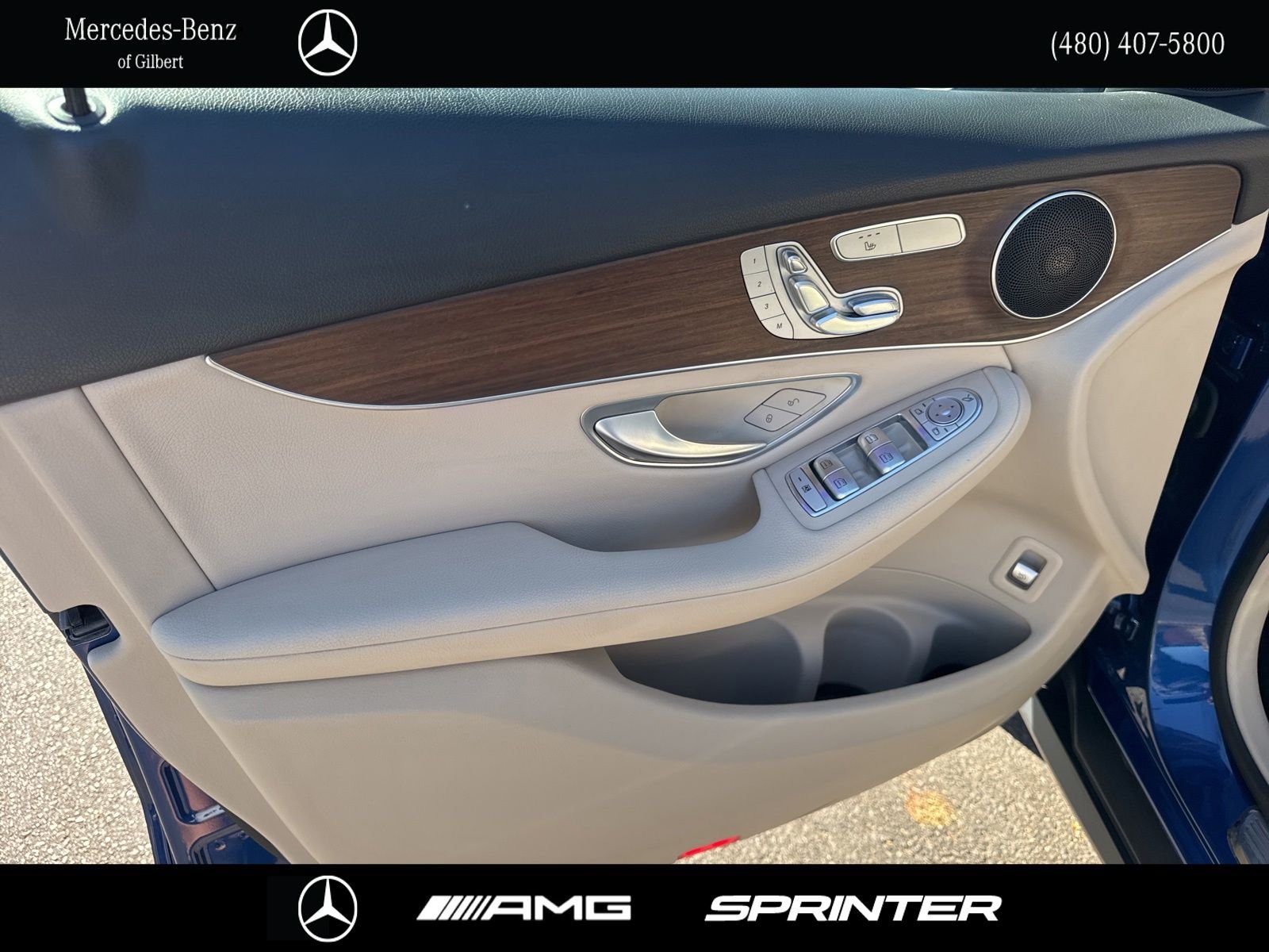 Certified Used 2022  Mercedes-Benz GLC 300 image 12