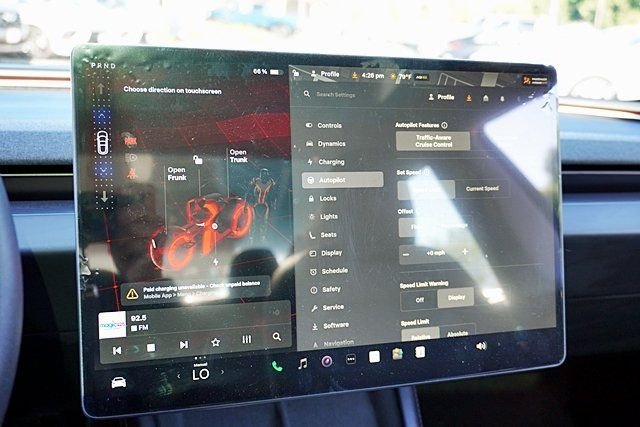 Used 2025  Tesla Long Range image 25