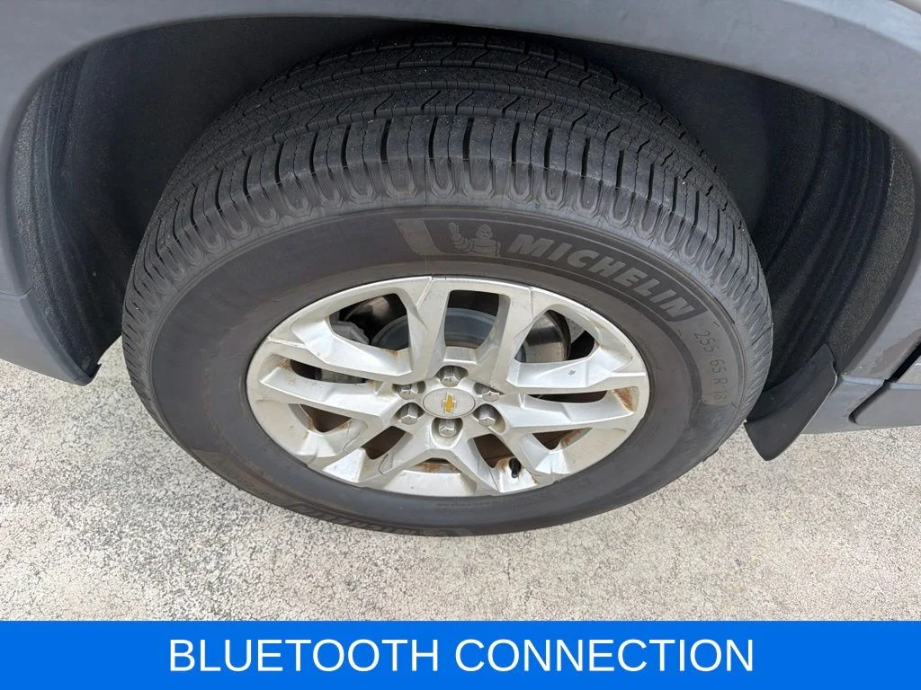 Used 2019 Gray Chevrolet LT image 6