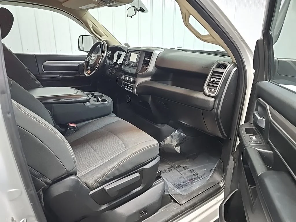 Used 2019 White Ram Tradesman image 19