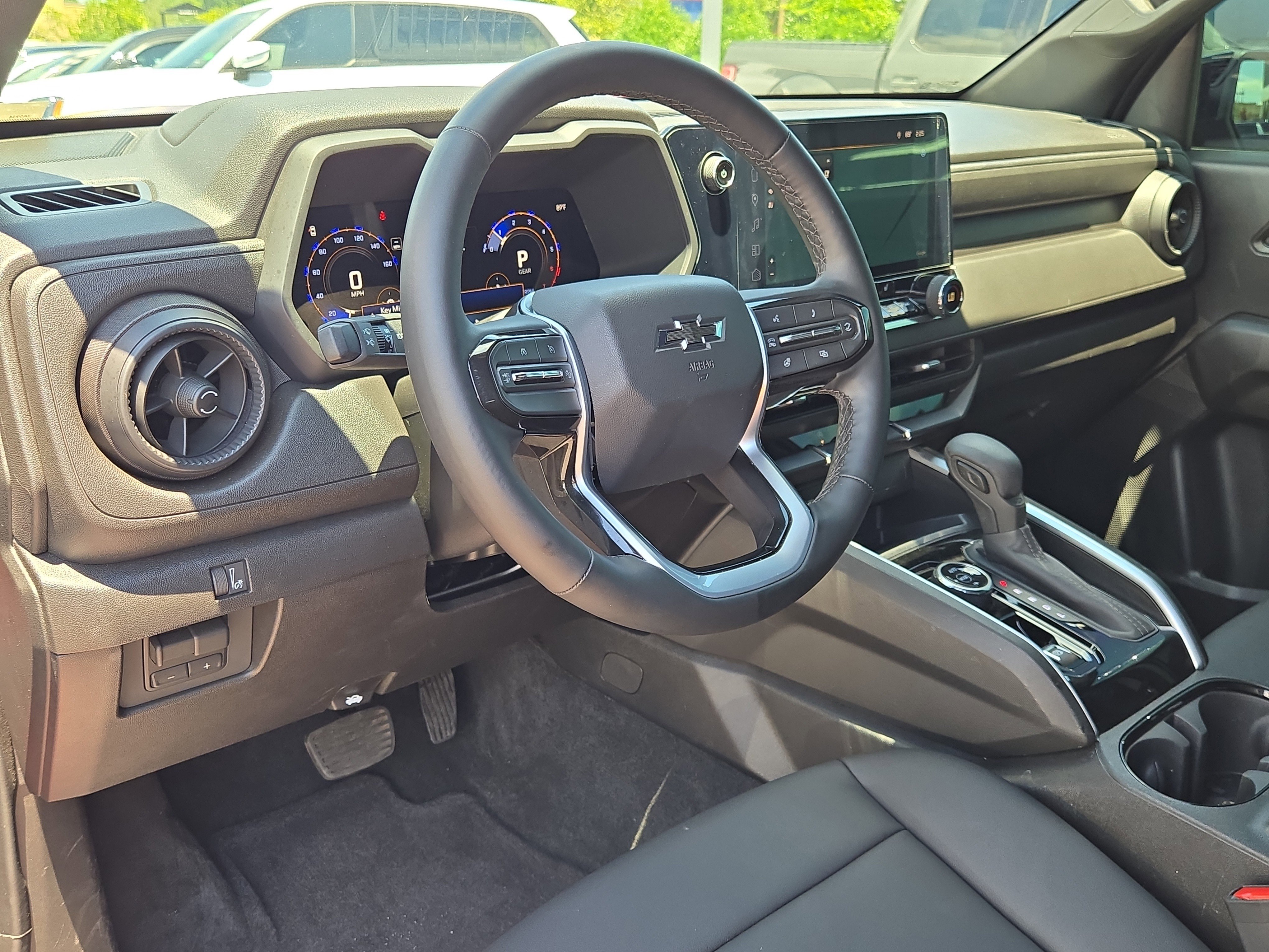 2026 Chevrolet Colorado Trail Boss - Photo 22