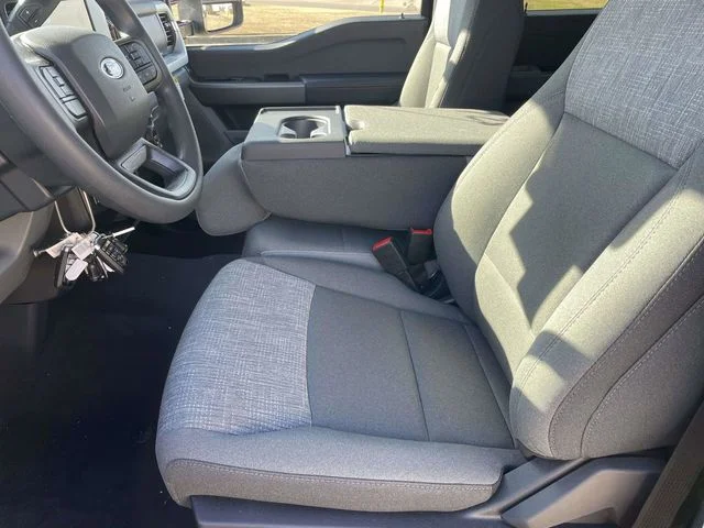New 2026 Black Ford XLT image 13
