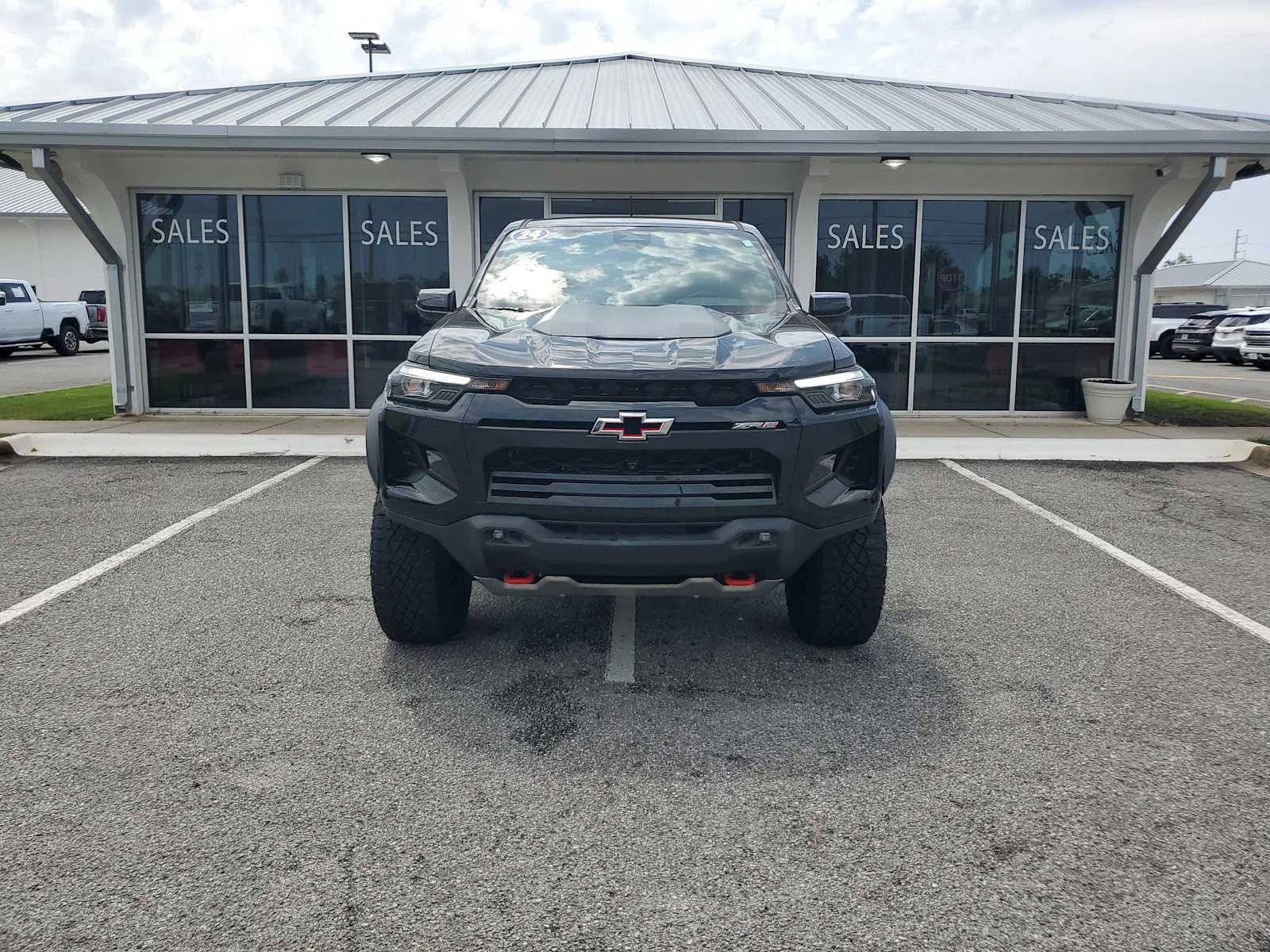Used 2024 Black Chevrolet ZR2 image 10