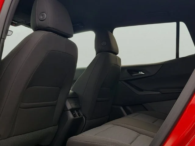 2027 Chevrolet Equinox LT - Photo 11