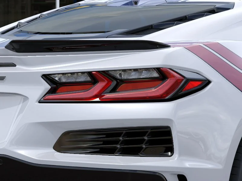 New 2027 Arctic White Chevrolet 3LT image 11
