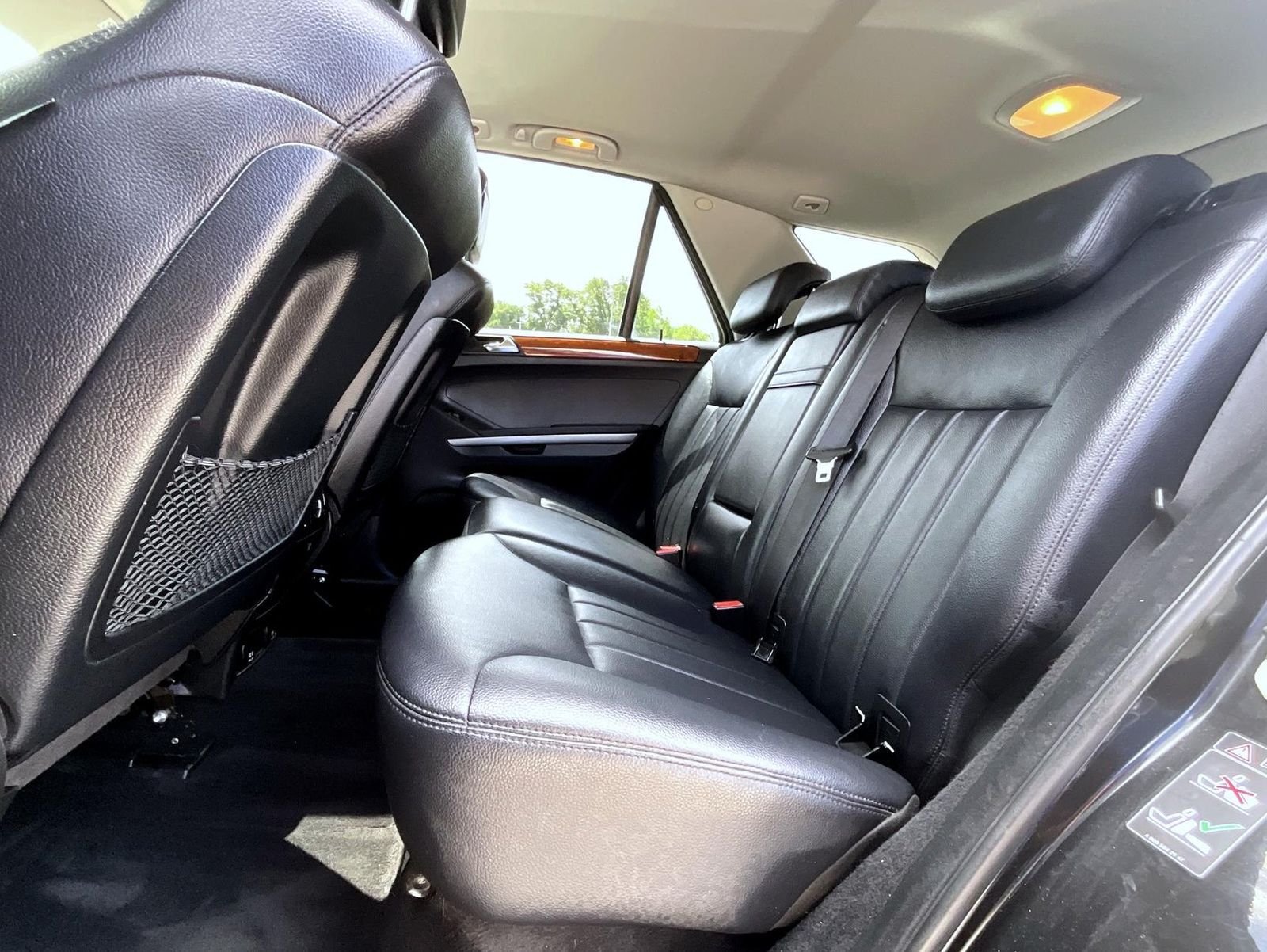 Used 2006 Black Mercedes-Benz ML 350 image 21