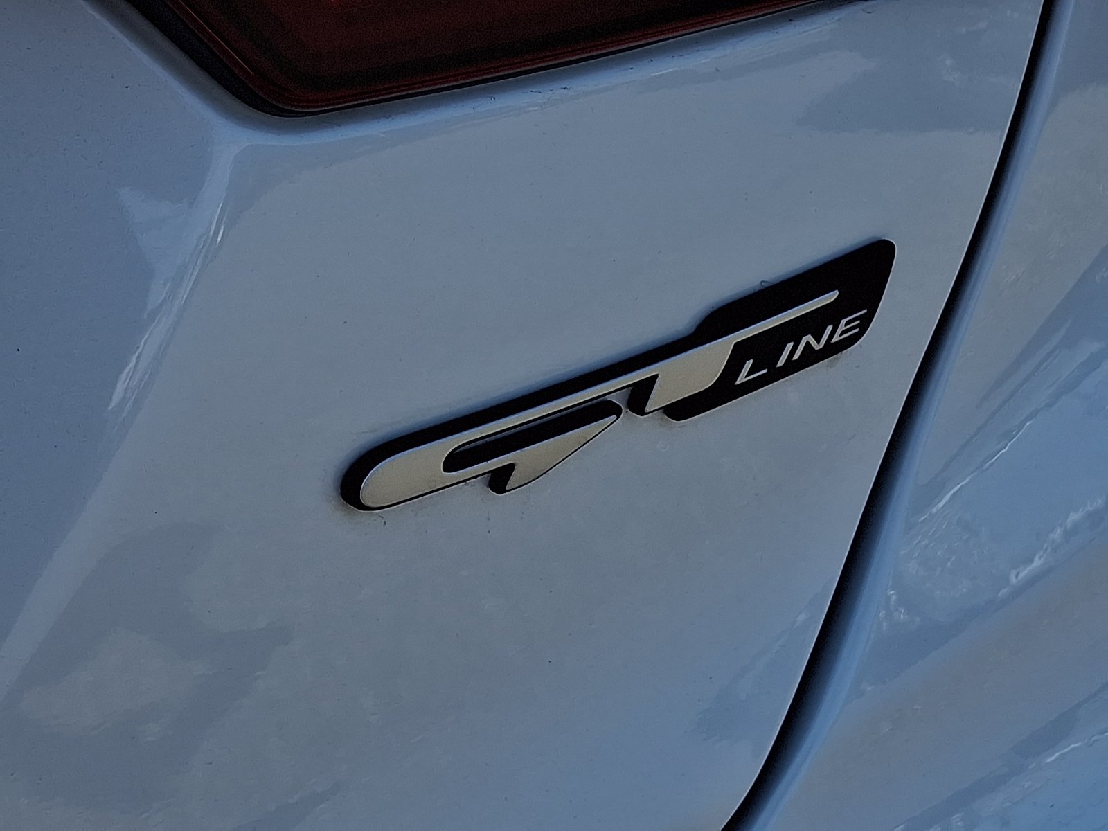 Used 2023 Snow White Pearl - SWP Kia GT-Line image 30
