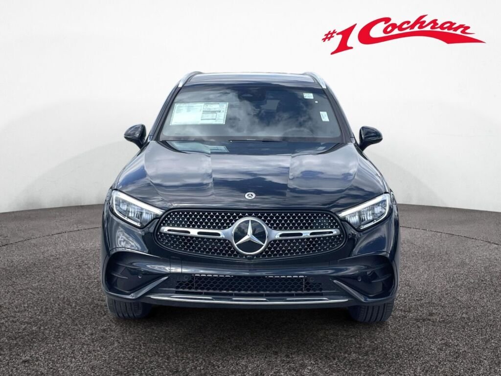 New 2026 2040/Black Mercedes-Benz GLC 300 image 12