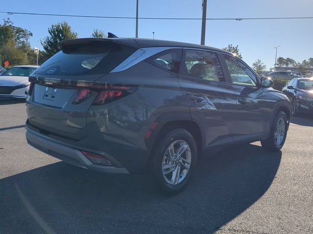 Used 2025 Gray Hyundai SE image 5