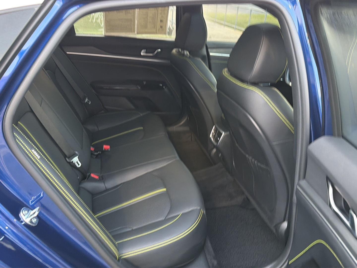 Used 2025 Yacht Blue Kia GT image 12