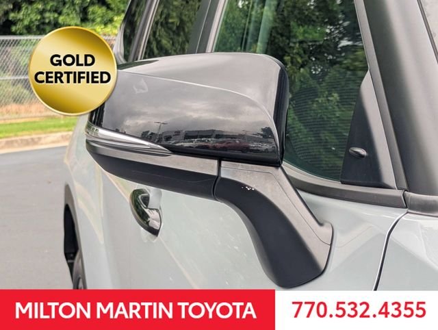 Used 2024  Toyota LE Nightshade image 16