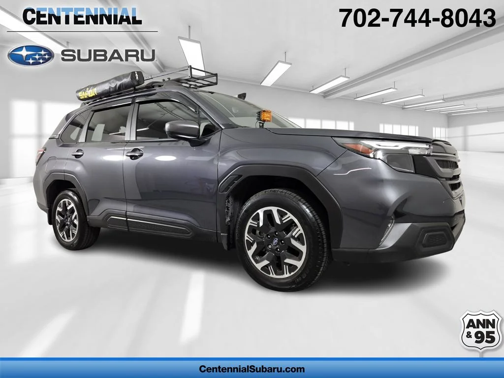 2025 Subaru Forester Premium's photo