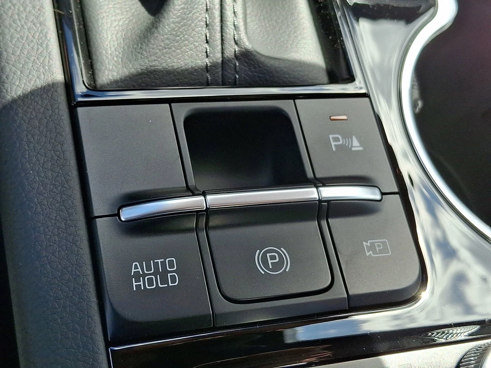 New 2026 Aurora Black Pearl Kia GT-Line AWD image 12