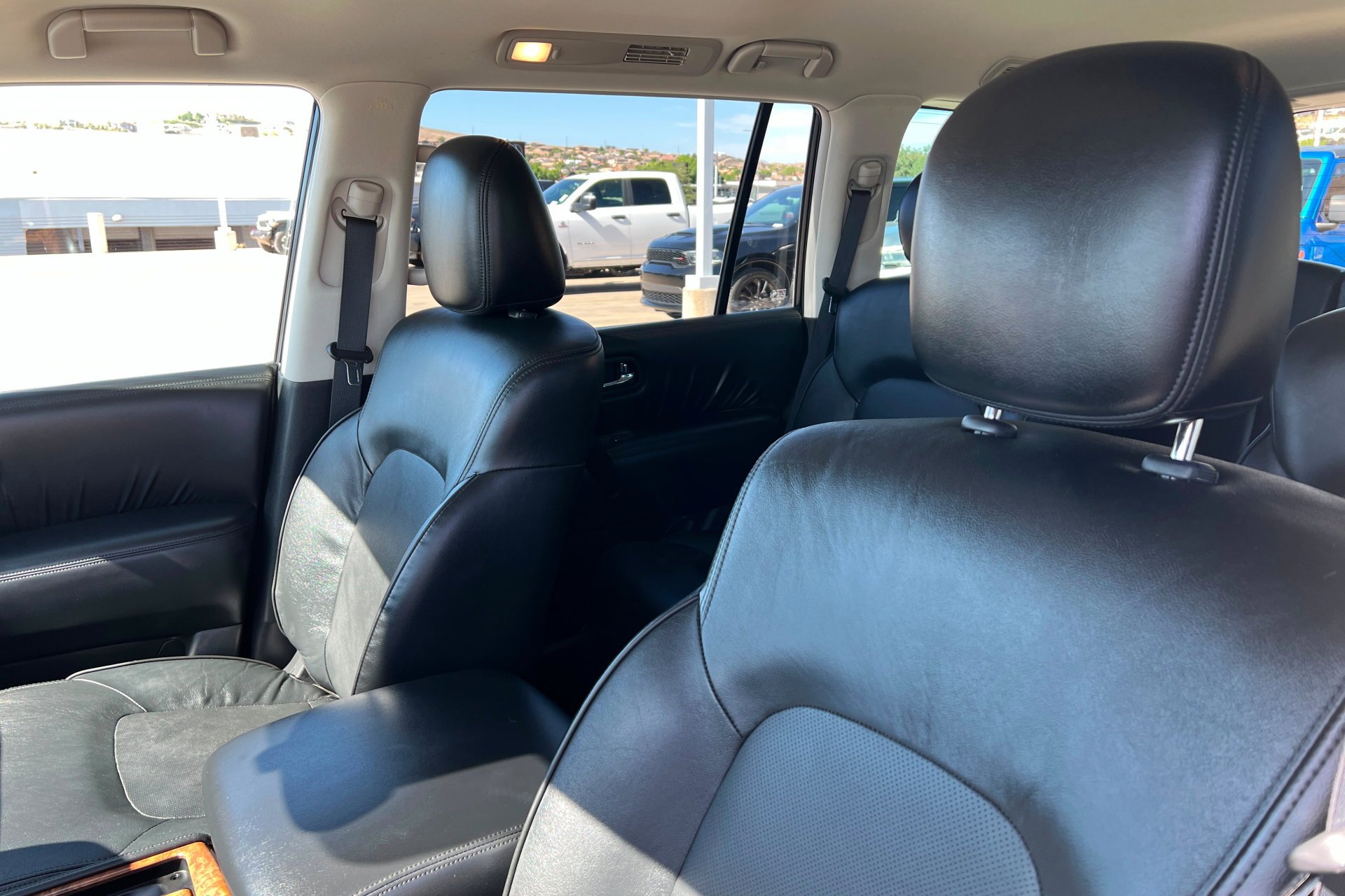 2023 Nissan Armada SL - Photo 17