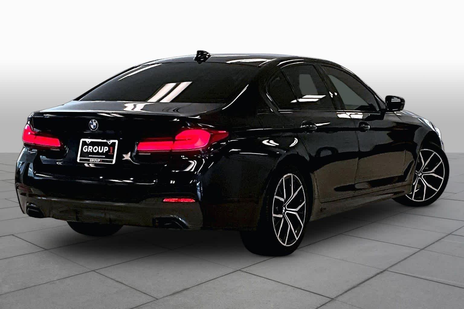 Used 2021 Carbon Black Metallic BMW 530i image 11