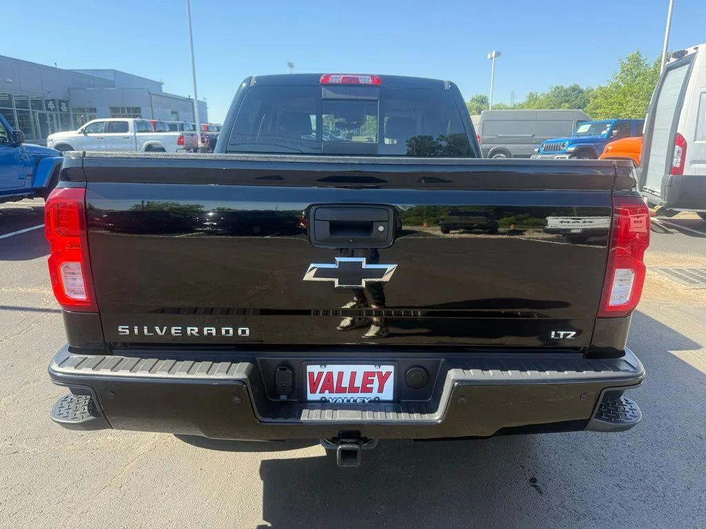 Used 2018 Black Chevrolet LTZ image 4