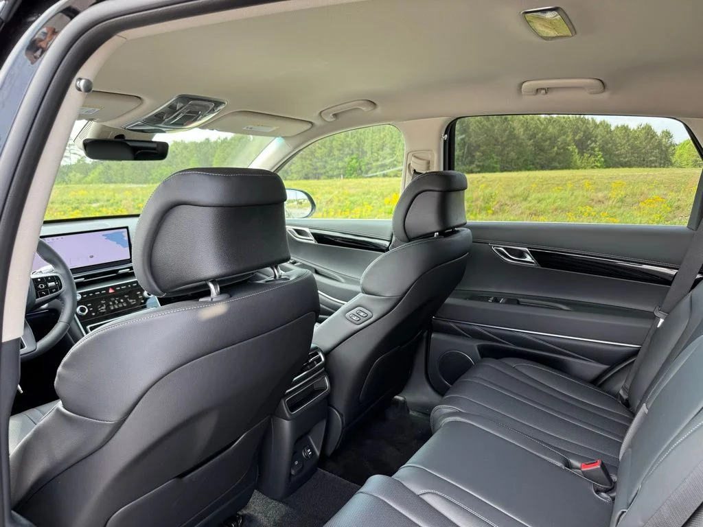 2025 GENESIS GV80 Standard - Photo 22