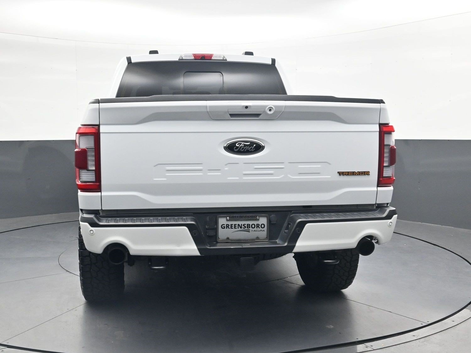 Used 2022 Oxford White Ford Tremor image 5