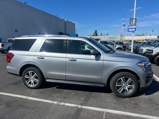 Used 2023 Silver Ford Limited image 6