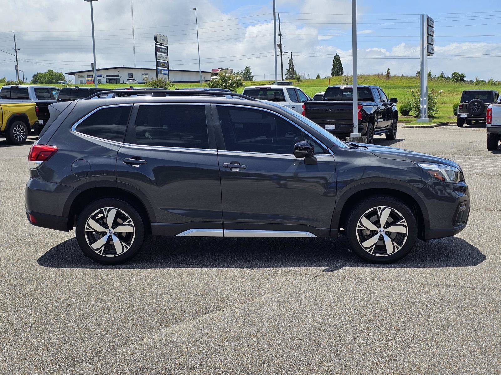 Used 2021 Magnetite Gray Metallic Subaru Touring image 7