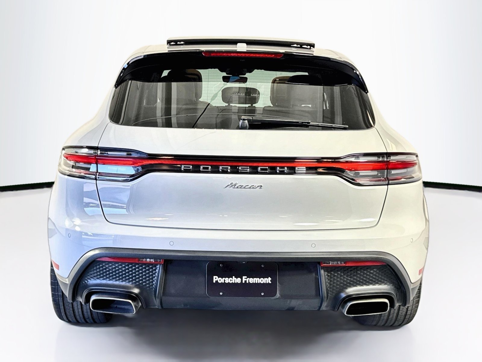 Used 2025 Chalk Porsche T image 10