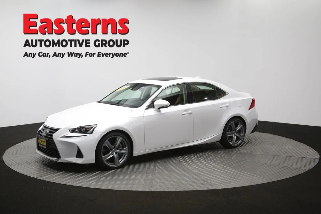 Used 2018 White Lexus 300 image 57