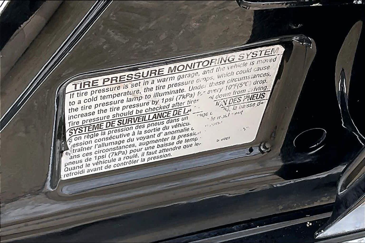 Used 2009 Obsidian Black Subaru 3.0R Ltd image 30