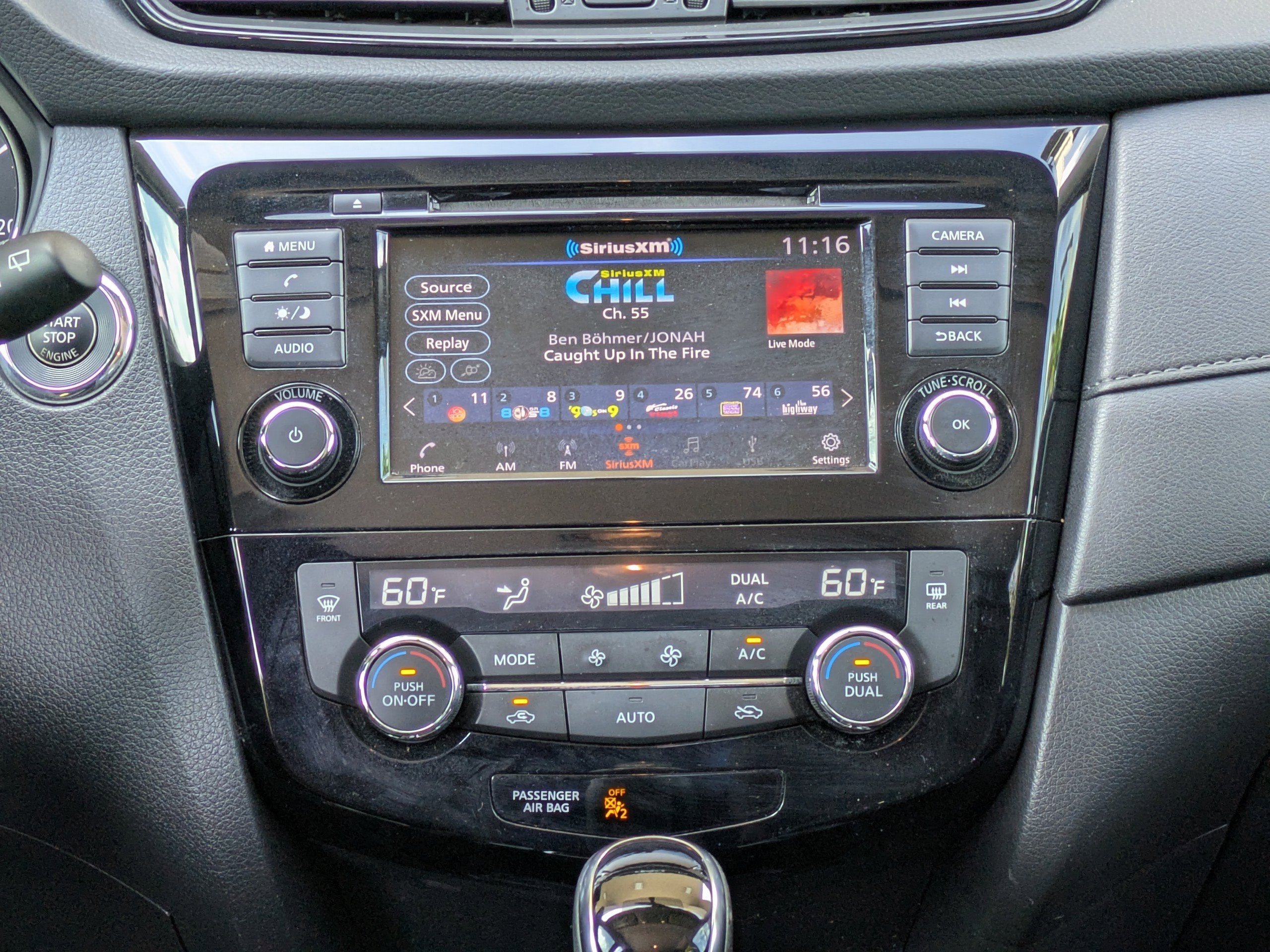 2018 Nissan Rogue SV - Photo 17