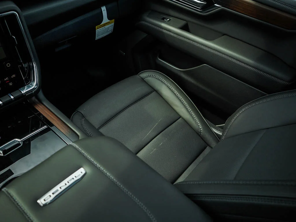 2026 GMC Yukon XL Denali - Photo 26