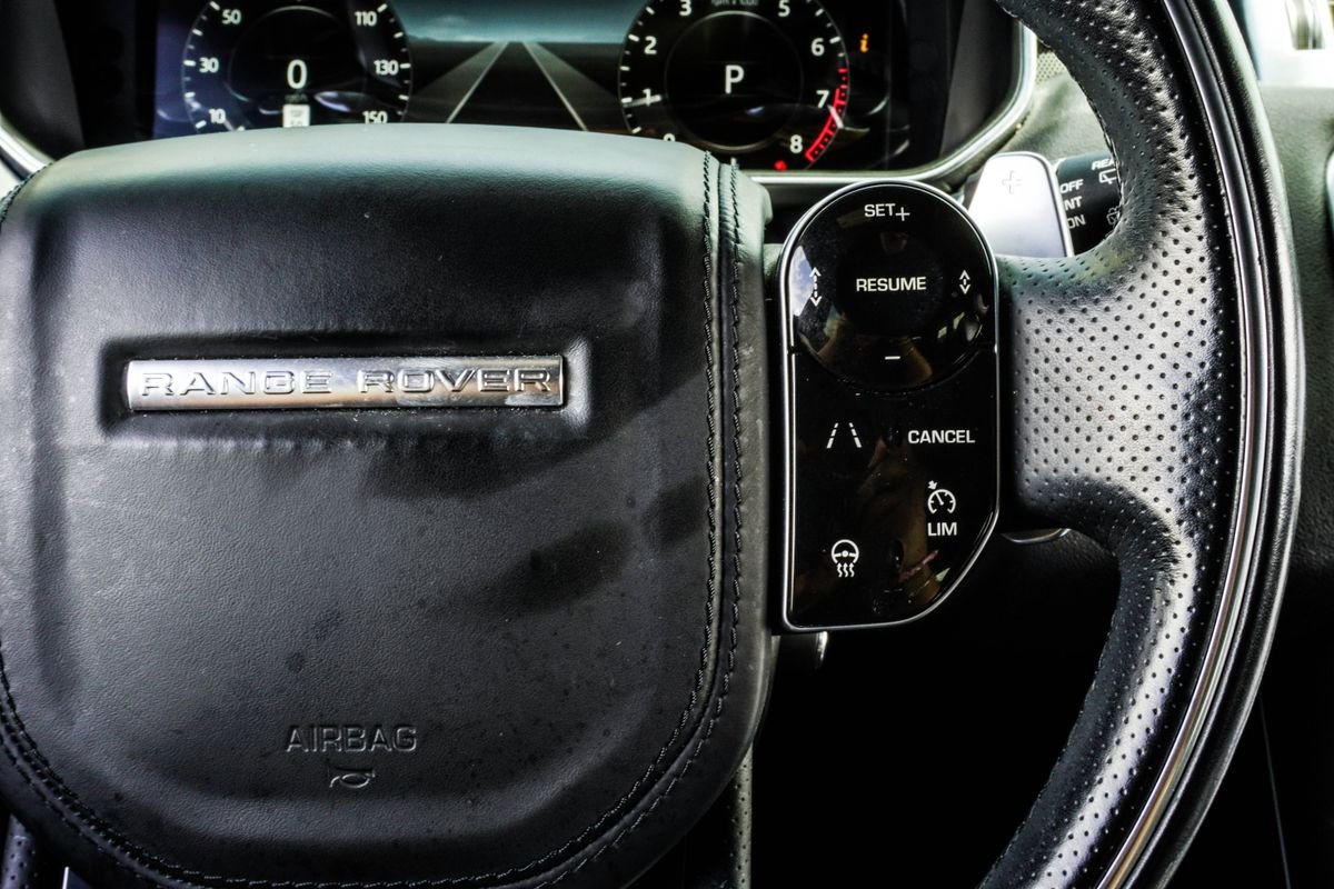 Used 2022 Silver Land Rover HSE Silver Edition image 31