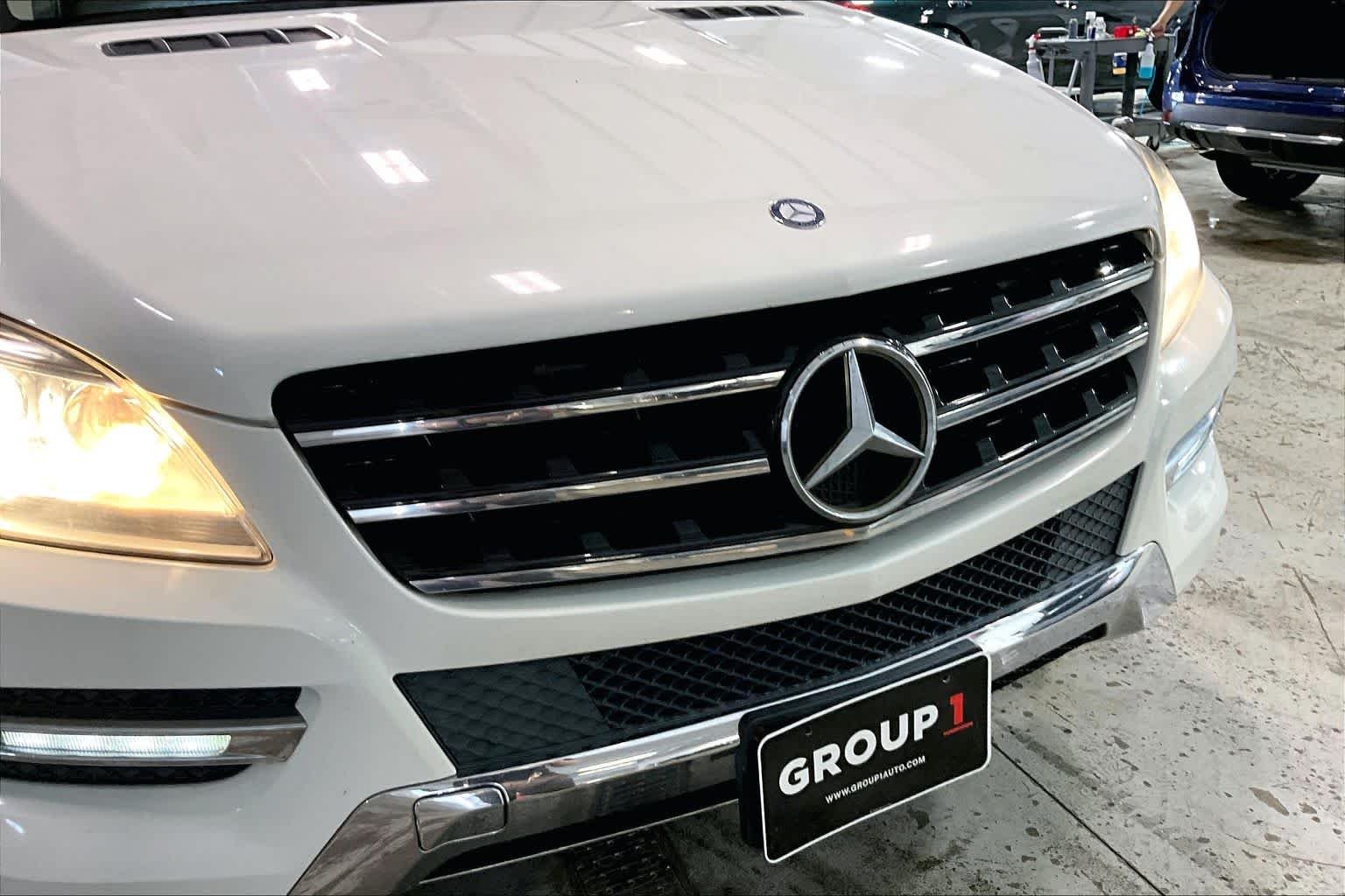 Used 2012 Arctic White Mercedes-Benz ML 350 image 29