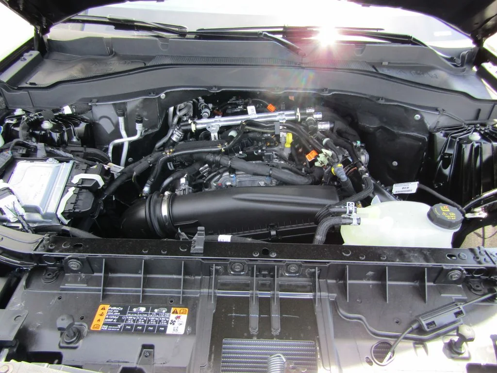 New 2026 Agate Black Metallic Ford Active image 39