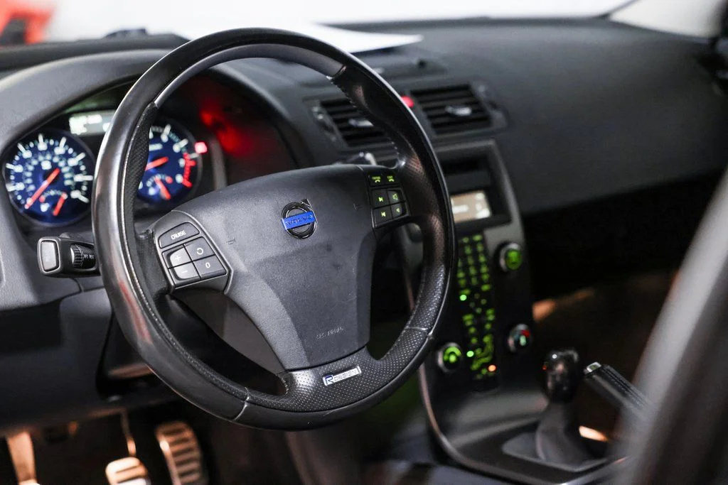 Used 2011 Black Volvo T5 R-Design image 33