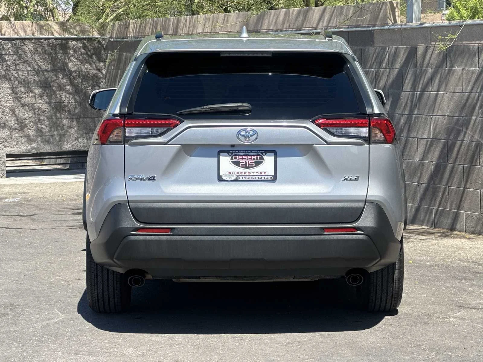 Used 2022 Silver Sky Metallic Toyota XLE image 7