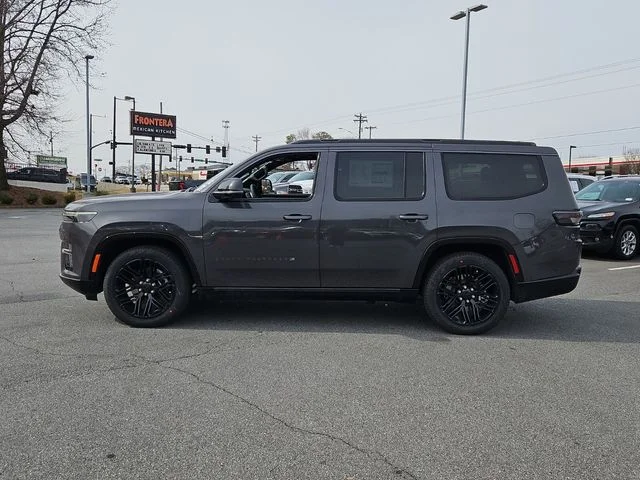 New 2026 Baltic-Gray Metallic Clear-Coat Exterior Paint Jeep Limited image 4