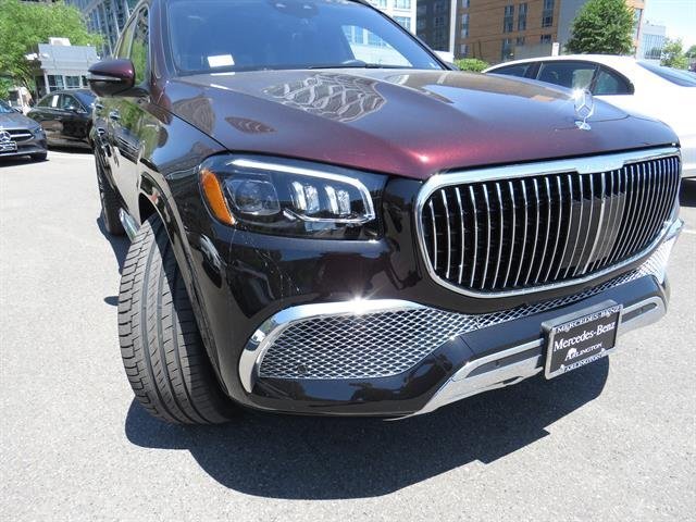 Certified Used 2022 Obsidian Black Metallic Mercedes-Benz Maybach GLS 600 image 30