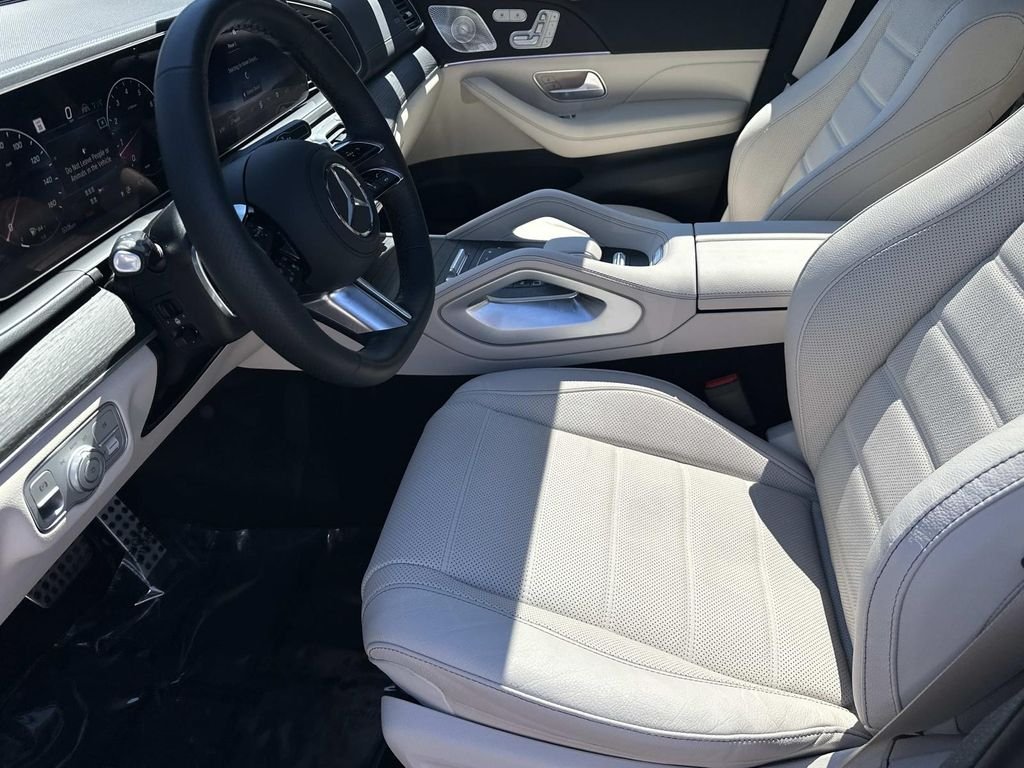Certified Used 2026 Black Mercedes-Benz GLS 450 image 18