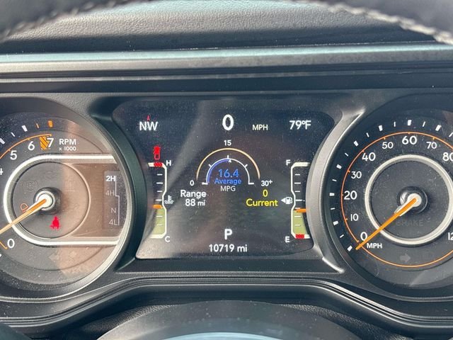 Certified Used 2025 Black Clearcoat Jeep Mojave image 29