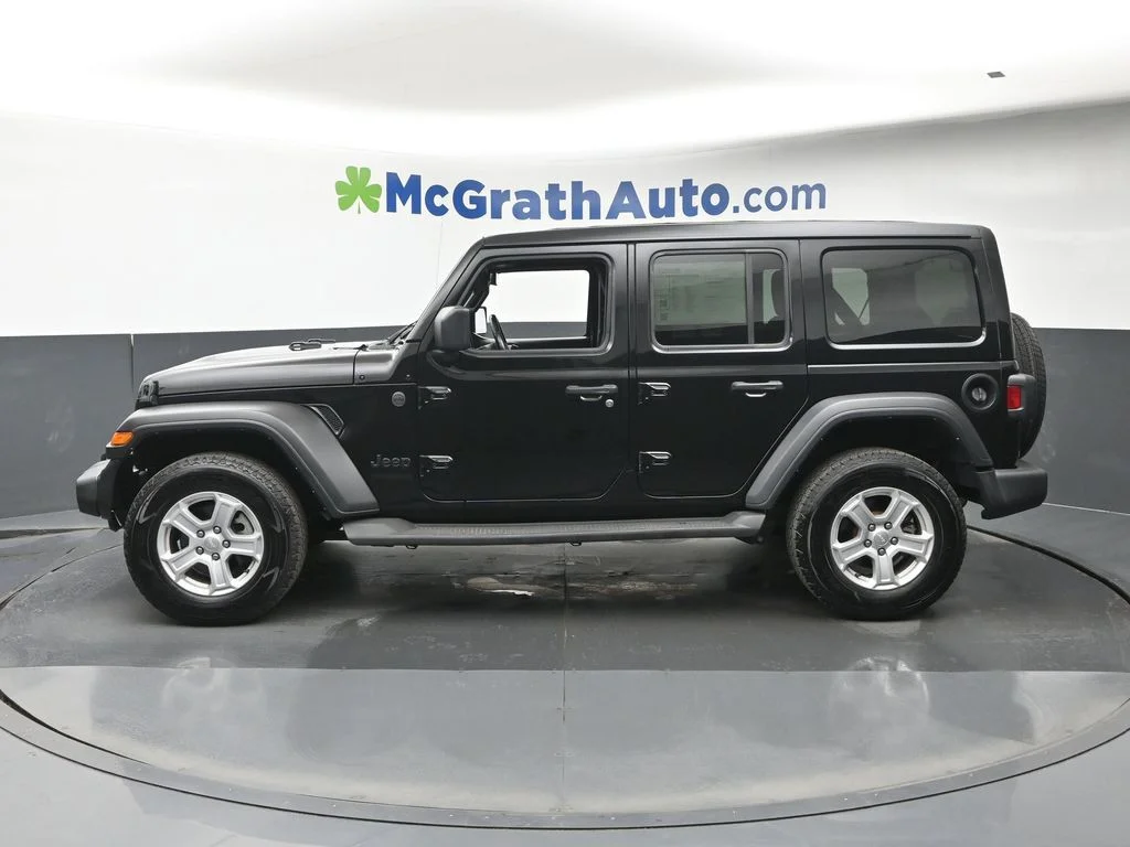 Used 2022 Black Jeep Unlimited Sport S image 23