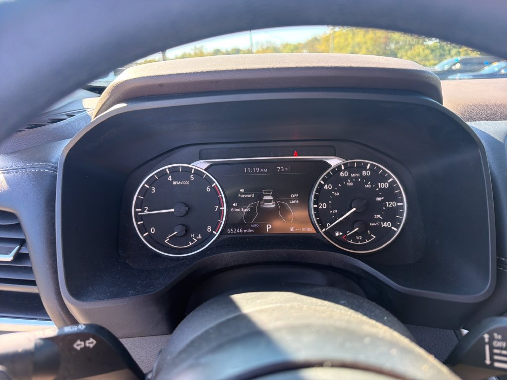 Used 2023 Gray Nissan S image 19