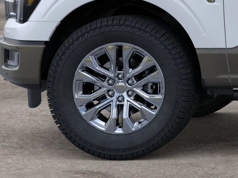 New 2026 Star White Metallic Tri-Coat Ford King Ranch® image 19