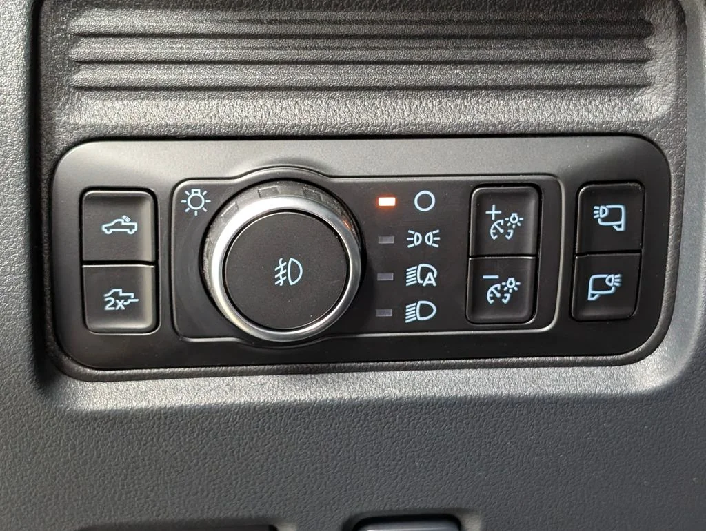 New 2026 Carbonized Gray Metallic Ford F-250® Lariat® image 15