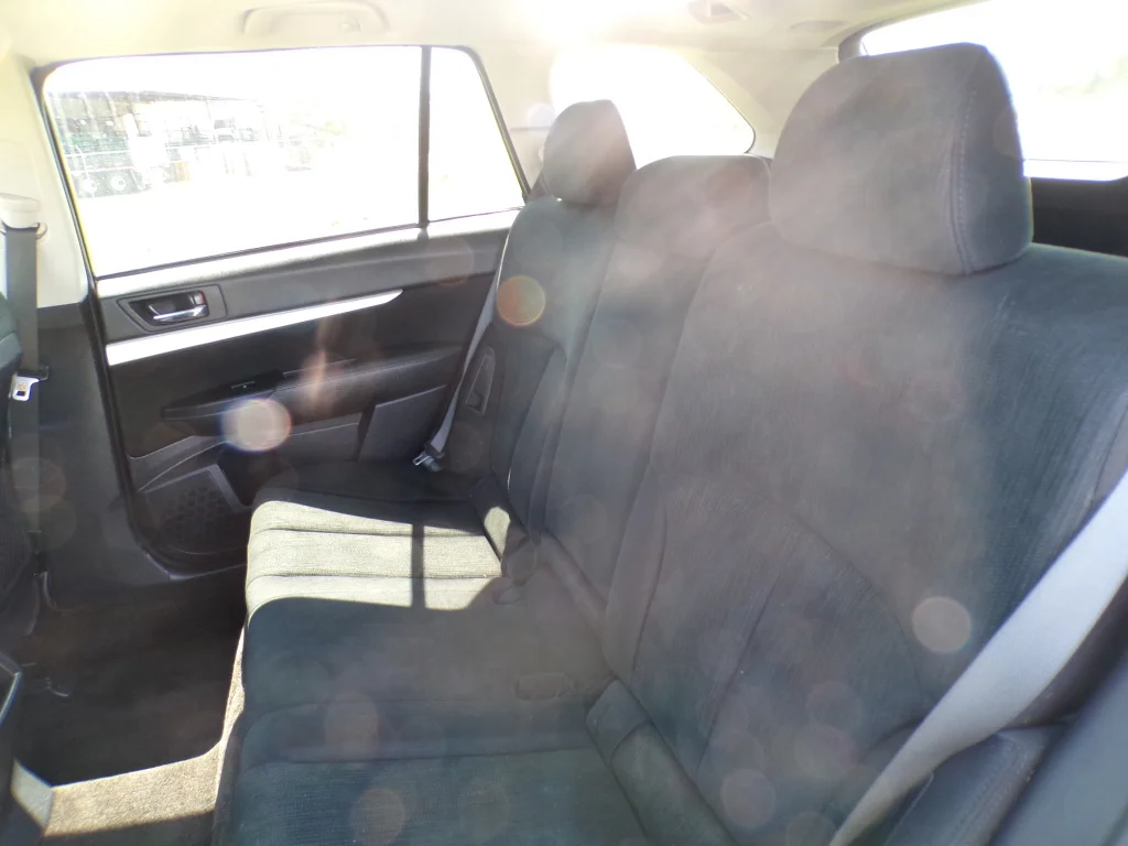 Used 2013 Twighlight Blue Metallic Subaru 2.5i Premium image 10