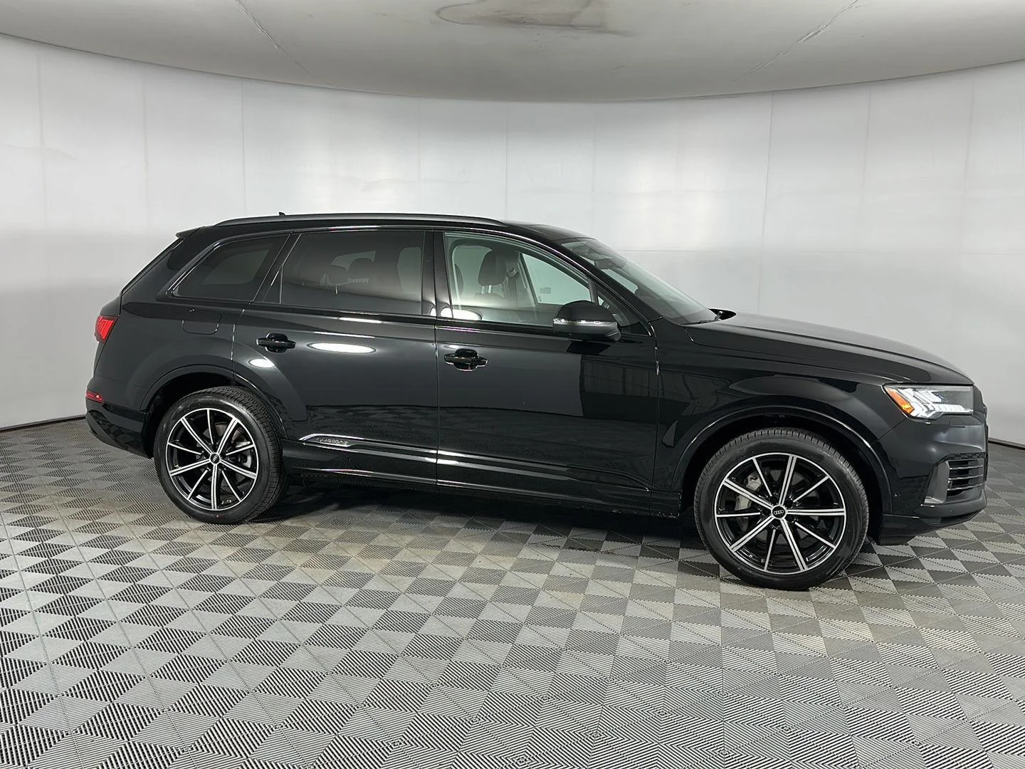 Used 2023 Mythos Black Metallic Audi Premium Plus image 12