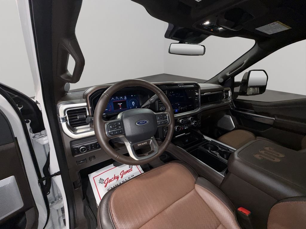 Used 2025 Star White Metallic Tri-Coat Ford King Ranch image 6