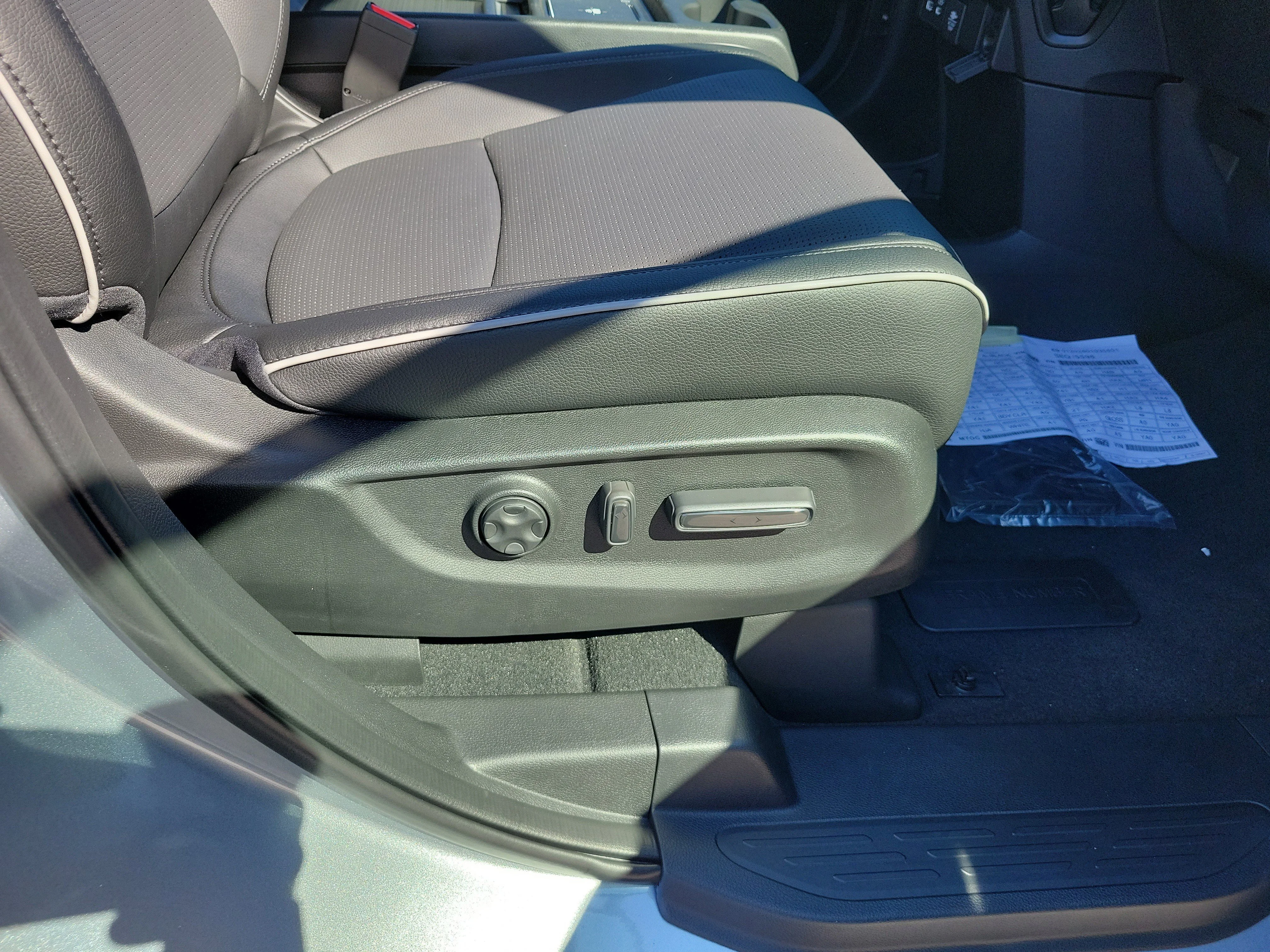 2026 Honda Odyssey Elite - Photo 7