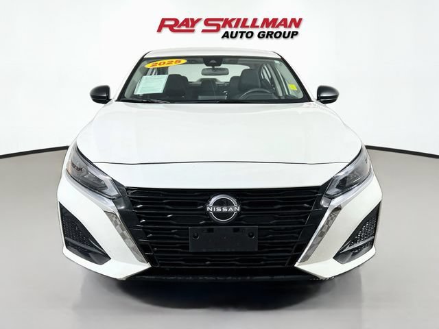 Used 2025 White Nissan SV image 2