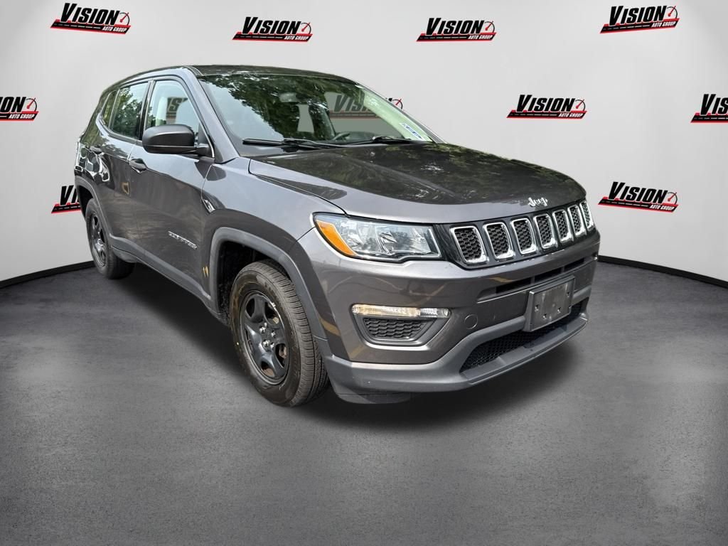 Used 2019 Gray Jeep Sport image 3