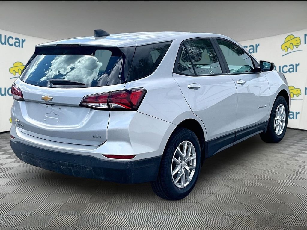 Used 2022 Silver Ice Metallic Chevrolet LS image 6